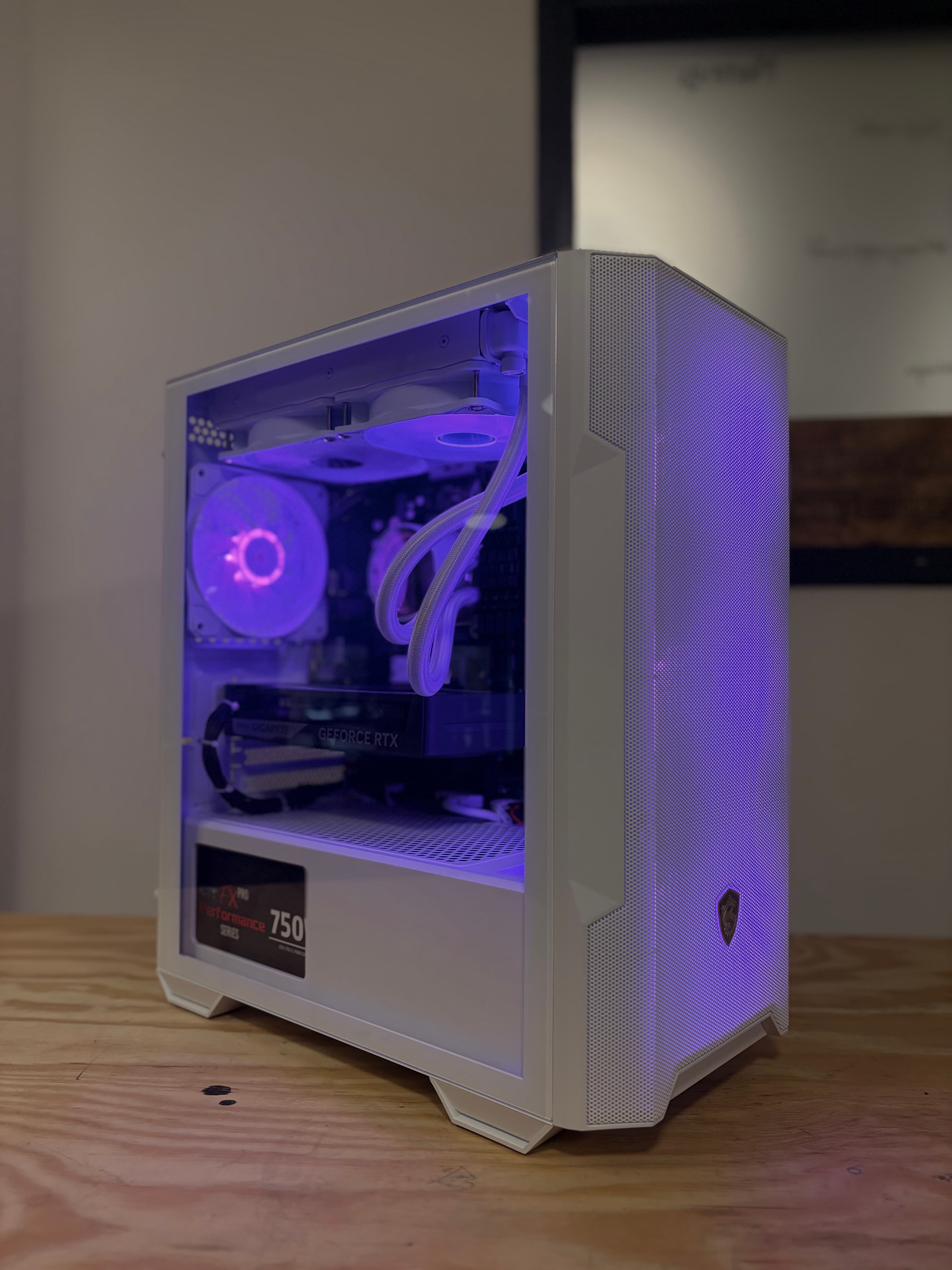 Ryzen 5 5600 RTX 5060