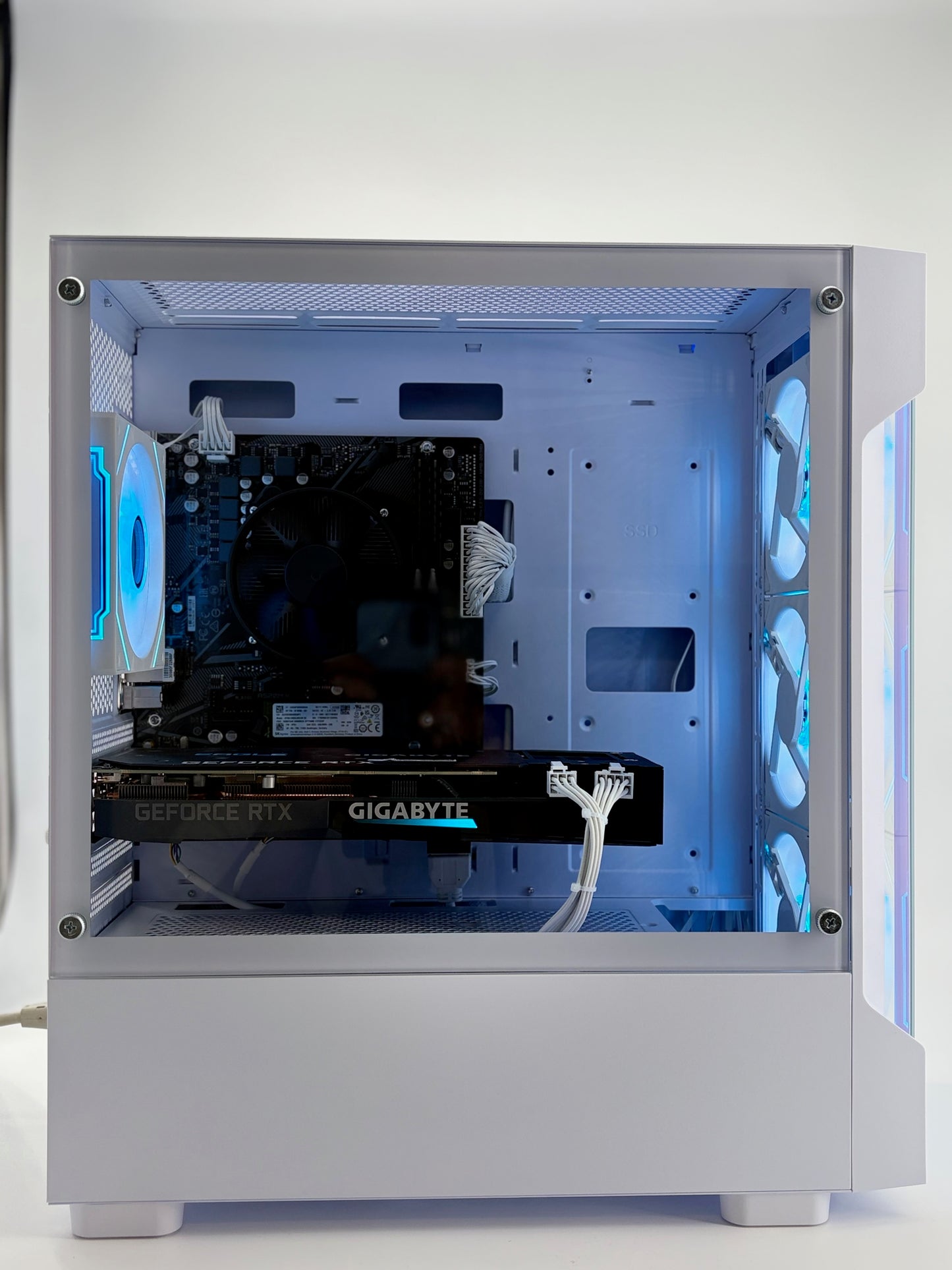 The 3070 Edition (Available in Black or White) | Ryzen 5 5500 | RTX 3070 | 16GB DDR4